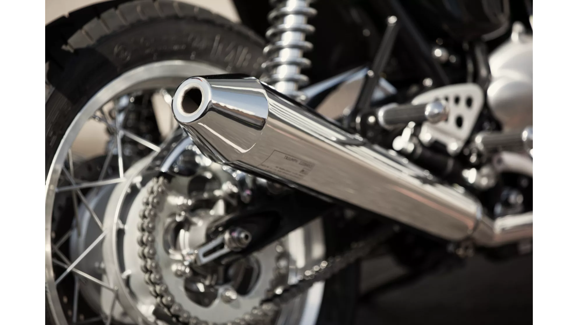 Triumph Thruxton - Image 4 Triumph Thruxton - Image 4