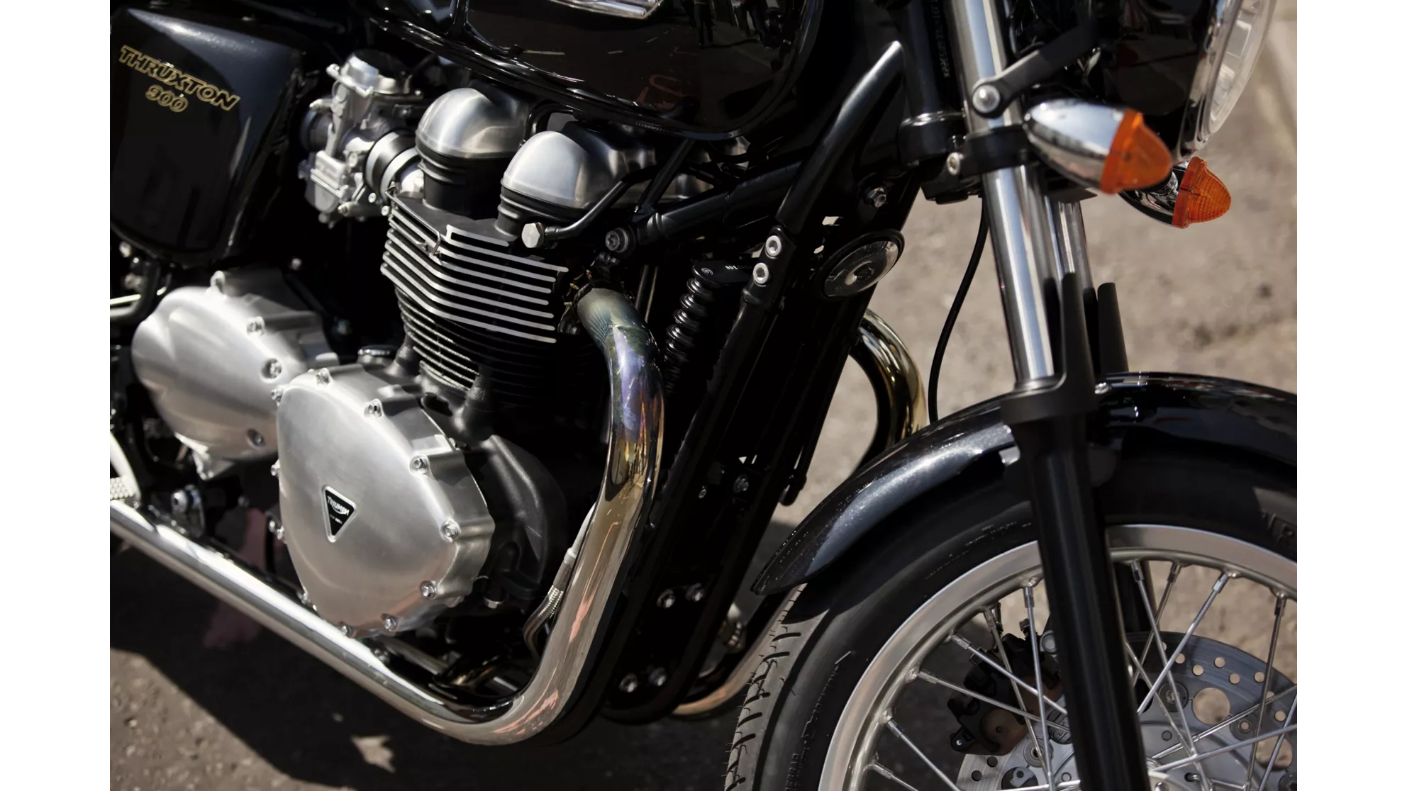 Triumph Thruxton - Image 5 Triumph Thruxton - Image 5