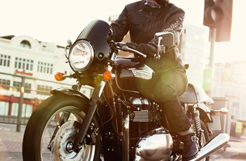 Triumph Thruxton 2014 - Bild 19 Triumph Thruxton 2014 - Bild 19