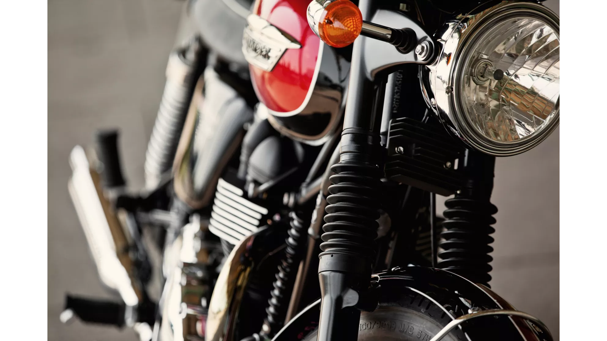 Triumph Bonneville T100 - Image 4 Triumph Bonneville T100 - Image 4