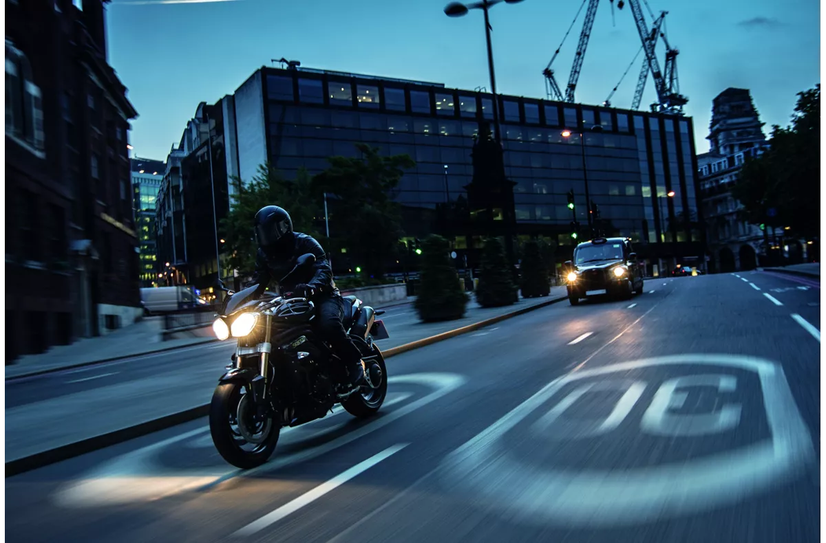 Triumph Speed Triple 1050 Triumph Speed Triple 1050