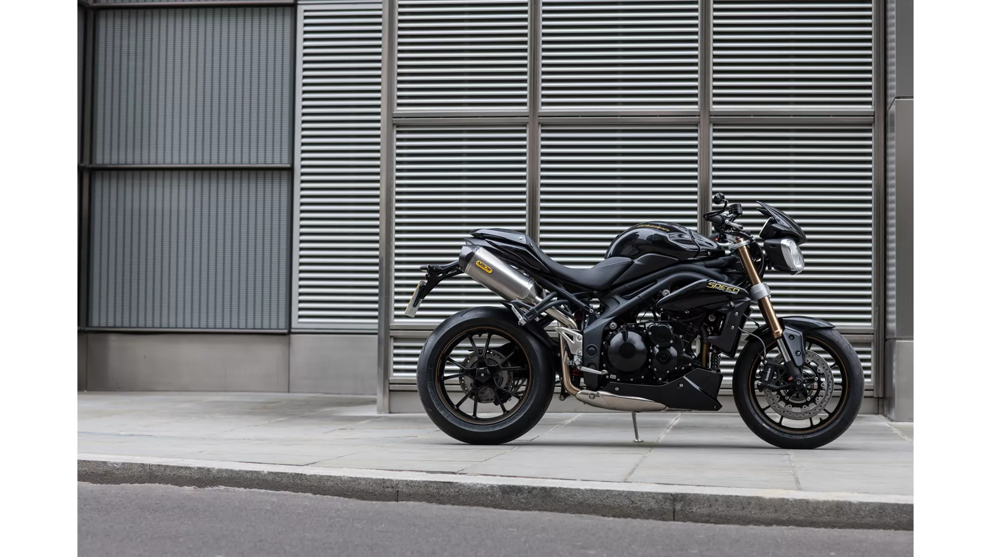 Triumph Speed Triple 1050 - Image 21 Triumph Speed Triple 1050 - Image 21