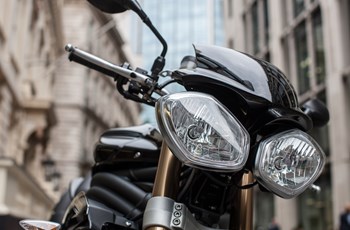 Triumph Speed Triple 1050 2014 - Bild 26 Triumph Speed Triple 1050 2014 - Bild 26
