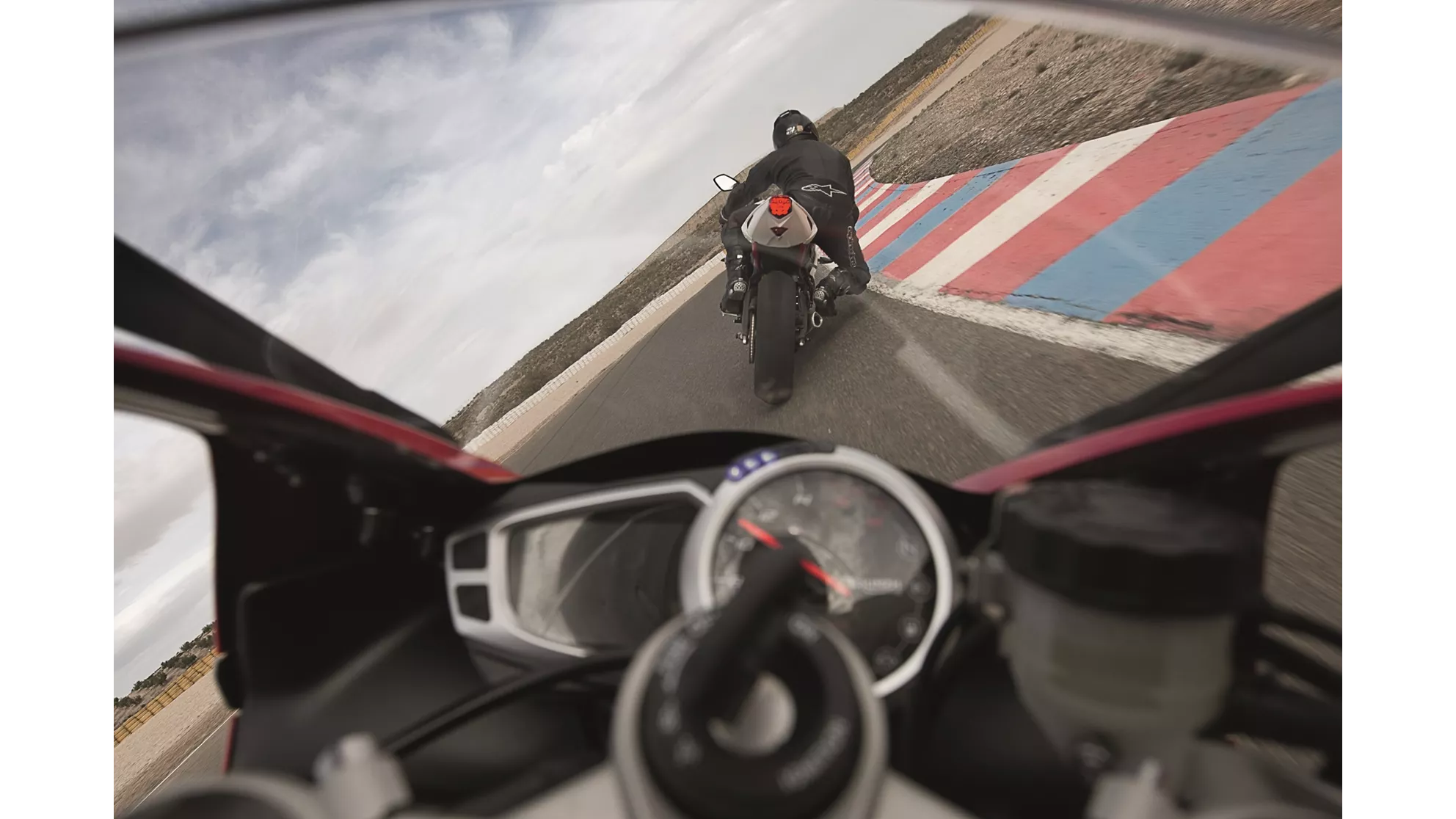 Triumph Daytona 675 - Image 3 Triumph Daytona 675 - Image 3