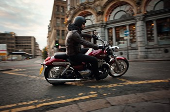 Triumph Thunderbird 2014 - Bild 2 Triumph Thunderbird 2014 - Bild 2