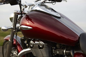 Triumph Thunderbird 2014 - Bild 3 Triumph Thunderbird 2014 - Bild 3