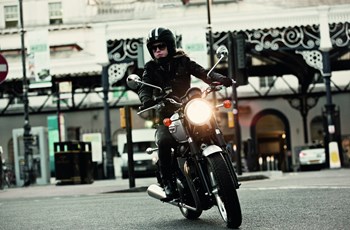 Triumph Bonneville 2014 - Bild 4 Triumph Bonneville 2014 - Bild 4