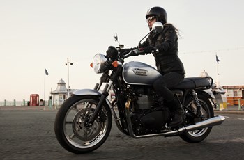 Triumph Bonneville 2014 - Bild 13 Triumph Bonneville 2014 - Bild 13