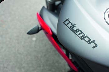 Triumph Street Triple 675 R 2014 - Bild 11 Triumph Street Triple 675 R 2014 - Bild 11