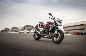 Triumph Street Triple 675 R 2014 - Bild 13 Triumph Street Triple 675 R 2014 - Bild 13