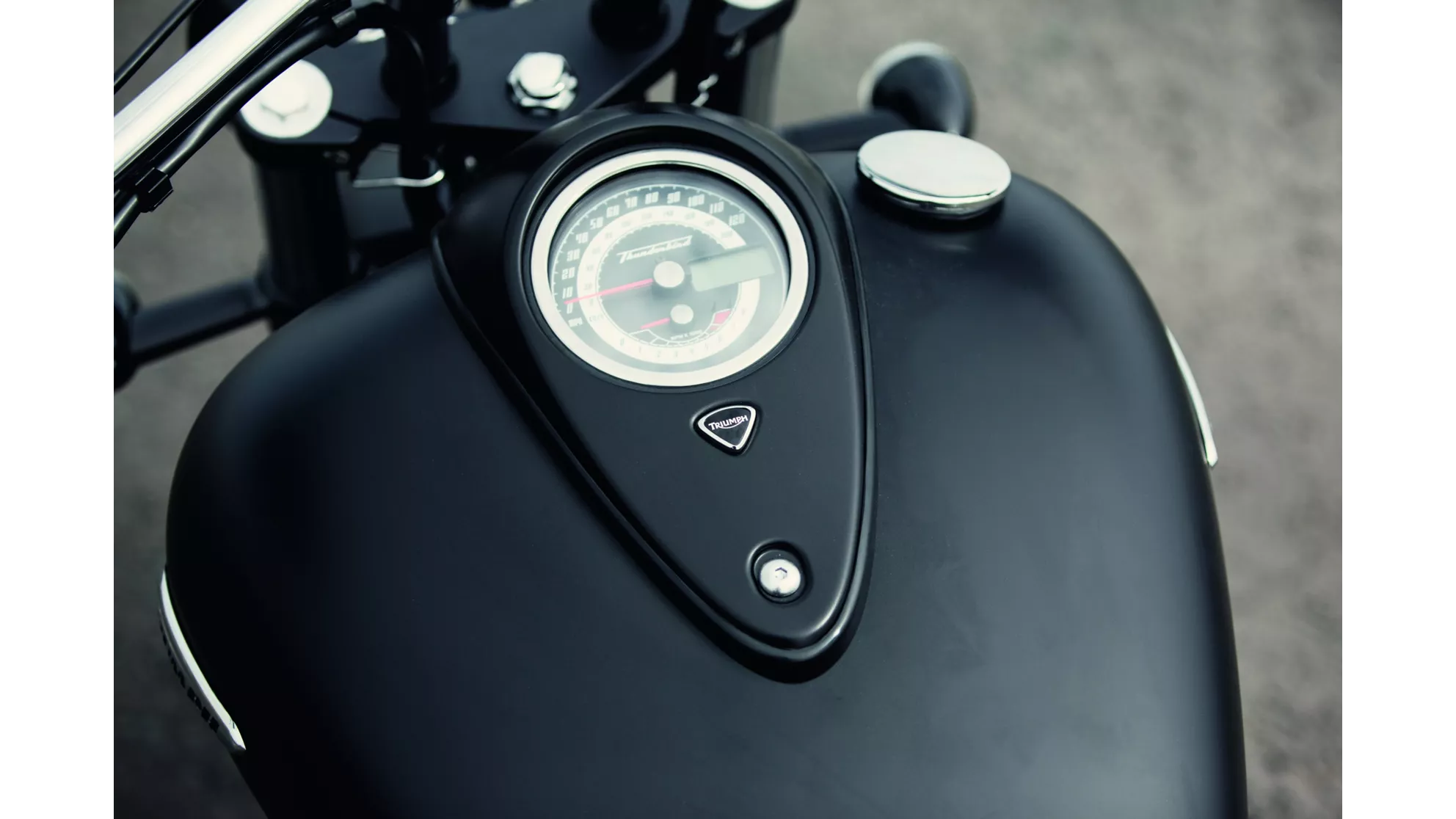 Triumph Thunderbird Storm - Image 4 Triumph Thunderbird Storm - Image 4