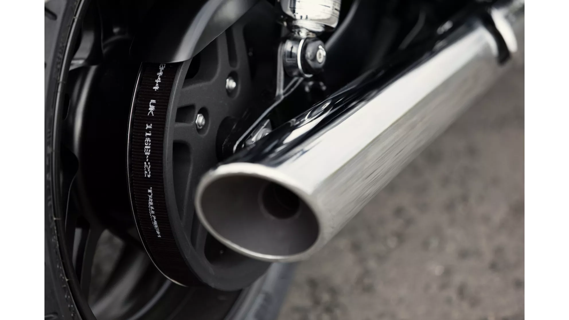 Triumph Thunderbird Storm - Image 5 Triumph Thunderbird Storm - Image 5