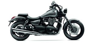 Triumph Thunderbird Storm 2014 vs Kawasaki VN 1500 Mean Streak 2007