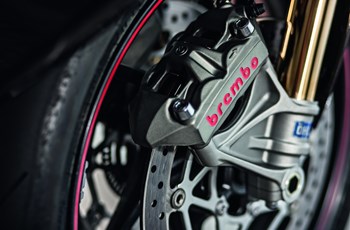 Triumph Daytona 675 R 2014 - Bild 8 Triumph Daytona 675 R 2014 - Bild 8