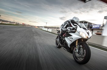 Triumph Daytona 675 R 2014 - Bild 13 Triumph Daytona 675 R 2014 - Bild 13