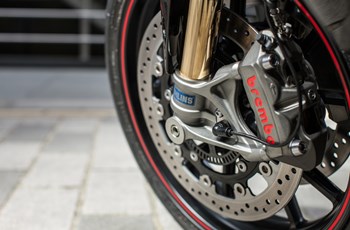 Triumph Speed Triple R 2014 - Bild 4 Triumph Speed Triple R 2014 - Bild 4
