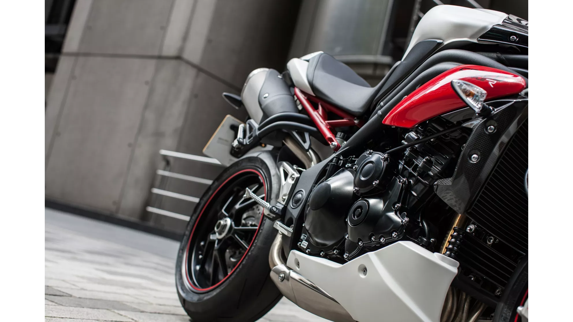 Triumph Speed Triple R - Image 4 Triumph Speed Triple R - Image 4