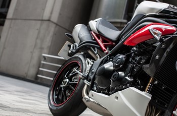 Triumph Speed Triple R 2014 - Bild 6 Triumph Speed Triple R 2014 - Bild 6