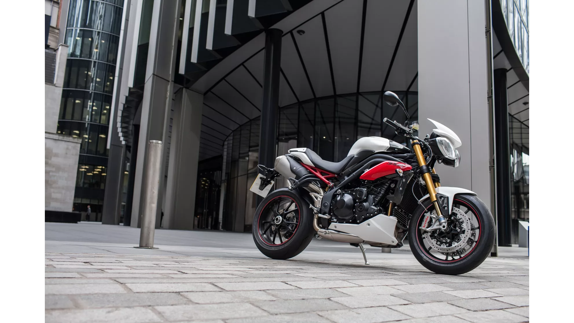 Triumph Speed Triple R - Image 8 Triumph Speed Triple R - Image 8