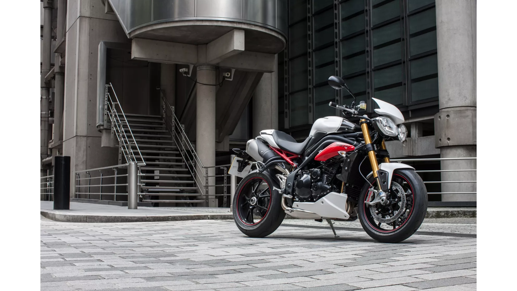 Triumph Speed Triple R - Image 9 Triumph Speed Triple R - Image 9