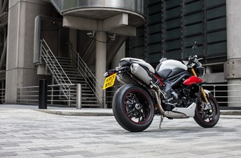 Triumph Speed Triple R 2014 - Bild 12 Triumph Speed Triple R 2014 - Bild 12