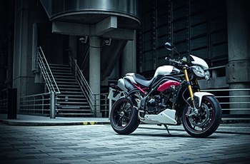 Triumph Speed Triple R 2014 - Bild 26 Triumph Speed Triple R 2014 - Bild 26