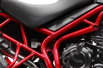 Triumph Tiger 800 XC Special 2014 - Bild 4