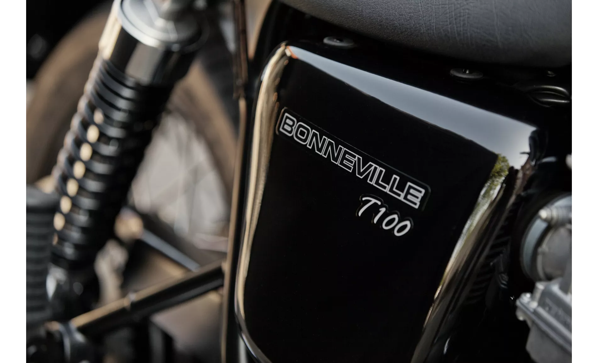 Triumph Bonneville T100 Black 2014