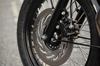Triumph Bonneville T100 Black 2014 - Bild 5 Triumph Bonneville T100 Black 2014 - Bild 5