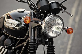 Triumph Bonneville T100 Black 2014 - Bild 12 Triumph Bonneville T100 Black 2014 - Bild 12