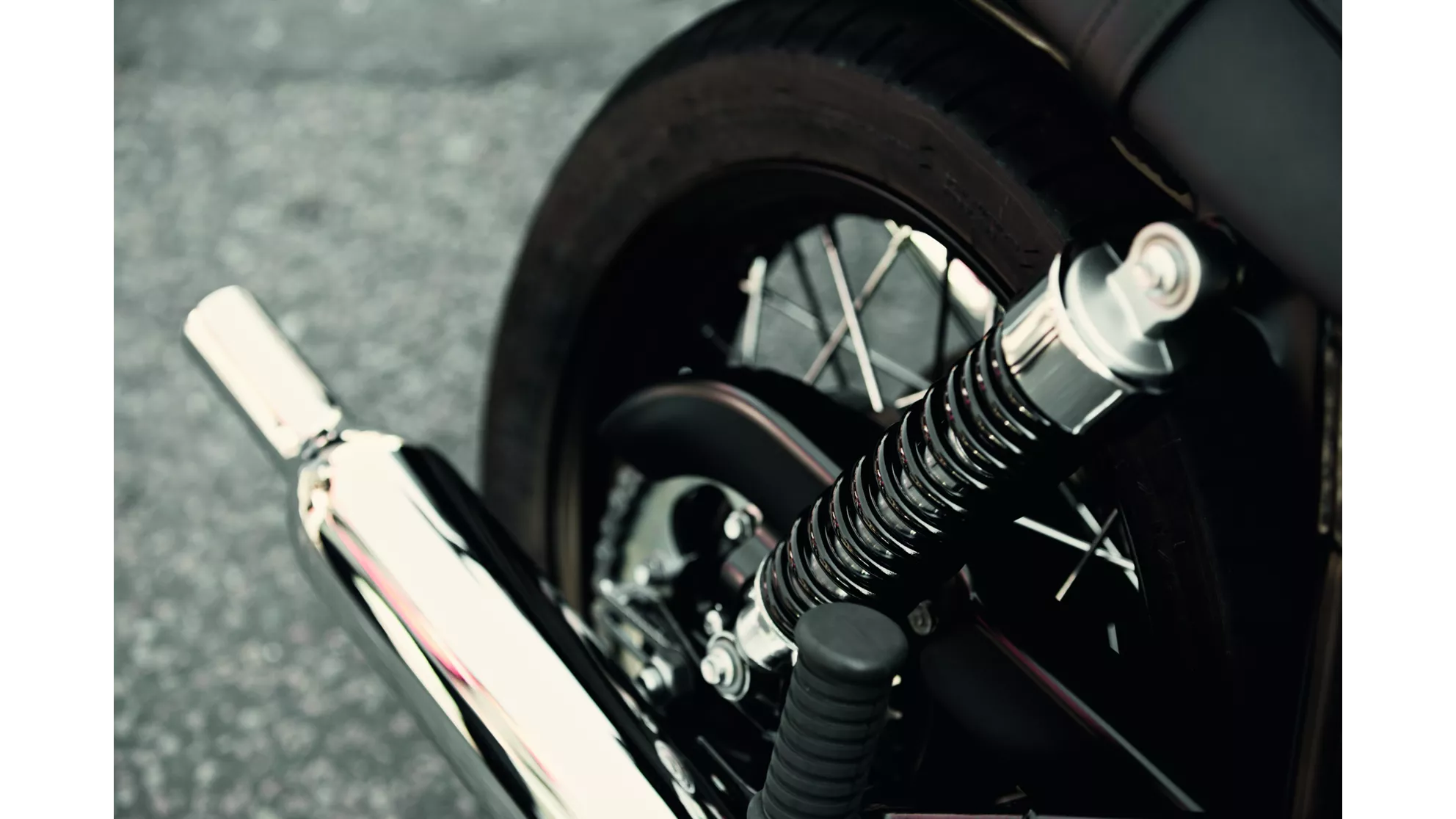 Triumph Bonneville T100 Black - Image 20 Triumph Bonneville T100 Black - Image 20