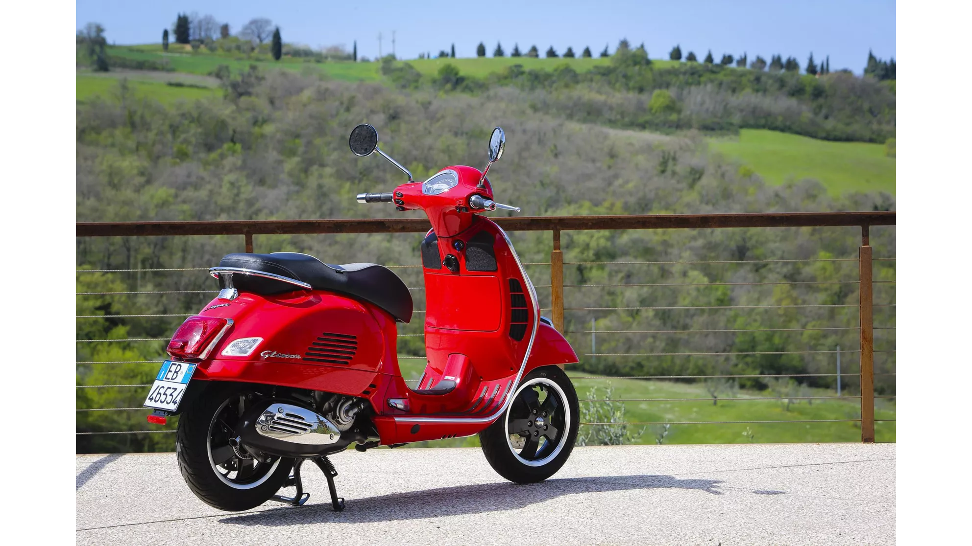 Vespa GTS 300 i.e. Super - Image 11 Vespa GTS 300 i.e. Super - Image 11