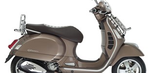Vespa GTS 300 i.e. Touring 2014 vs Vespa GTS 300 2023