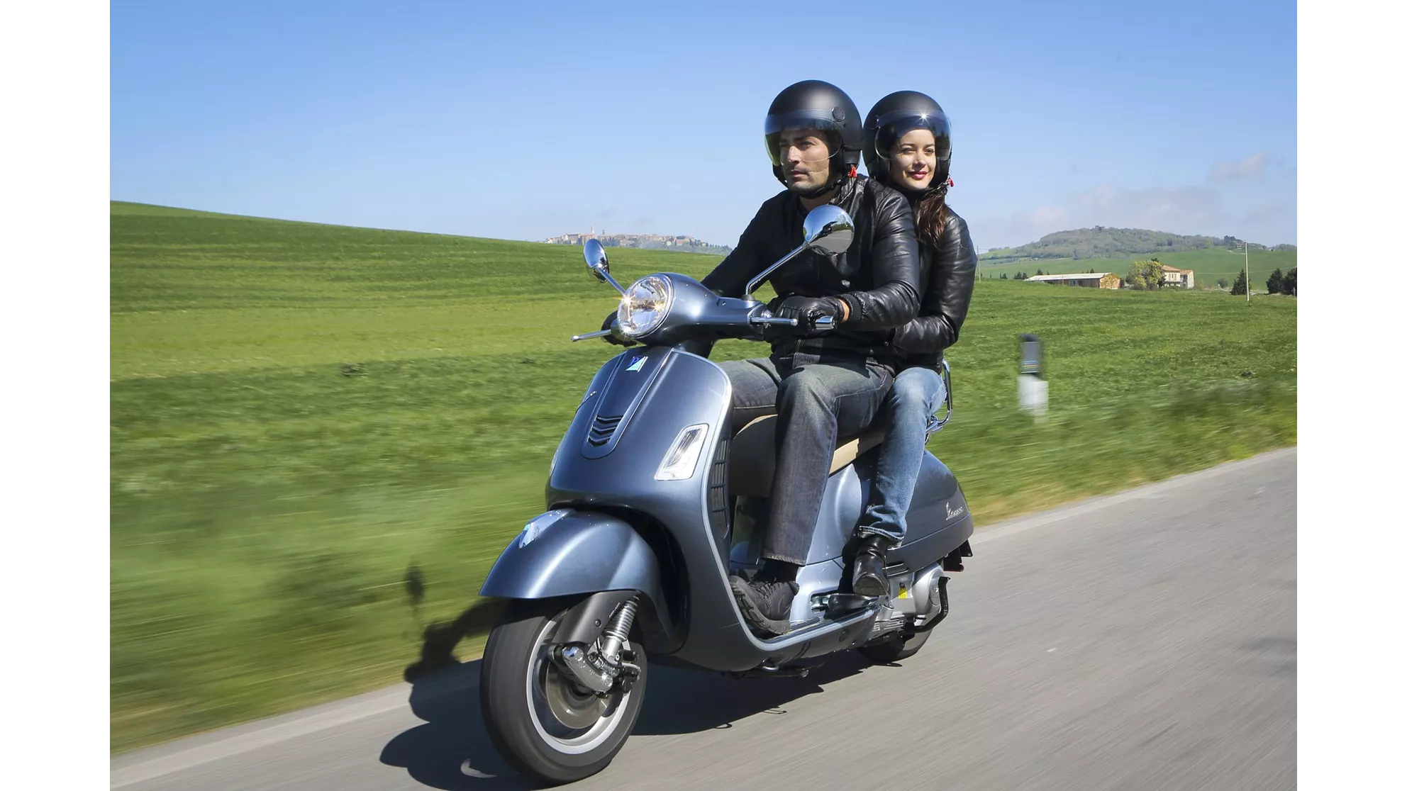 Vespa GTS 300 i.e. - Image 1 Vespa GTS 300 i.e. - Image 1