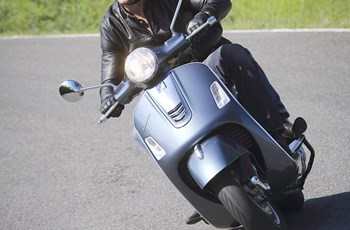 Vespa GTS 300 i.e. 2014 - Bild 14 Vespa GTS 300 i.e. 2014 - Bild 14