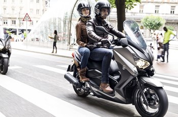 Yamaha X-Max 250 2014 - Bild 6 Yamaha X-Max 250 2014 - Bild 6