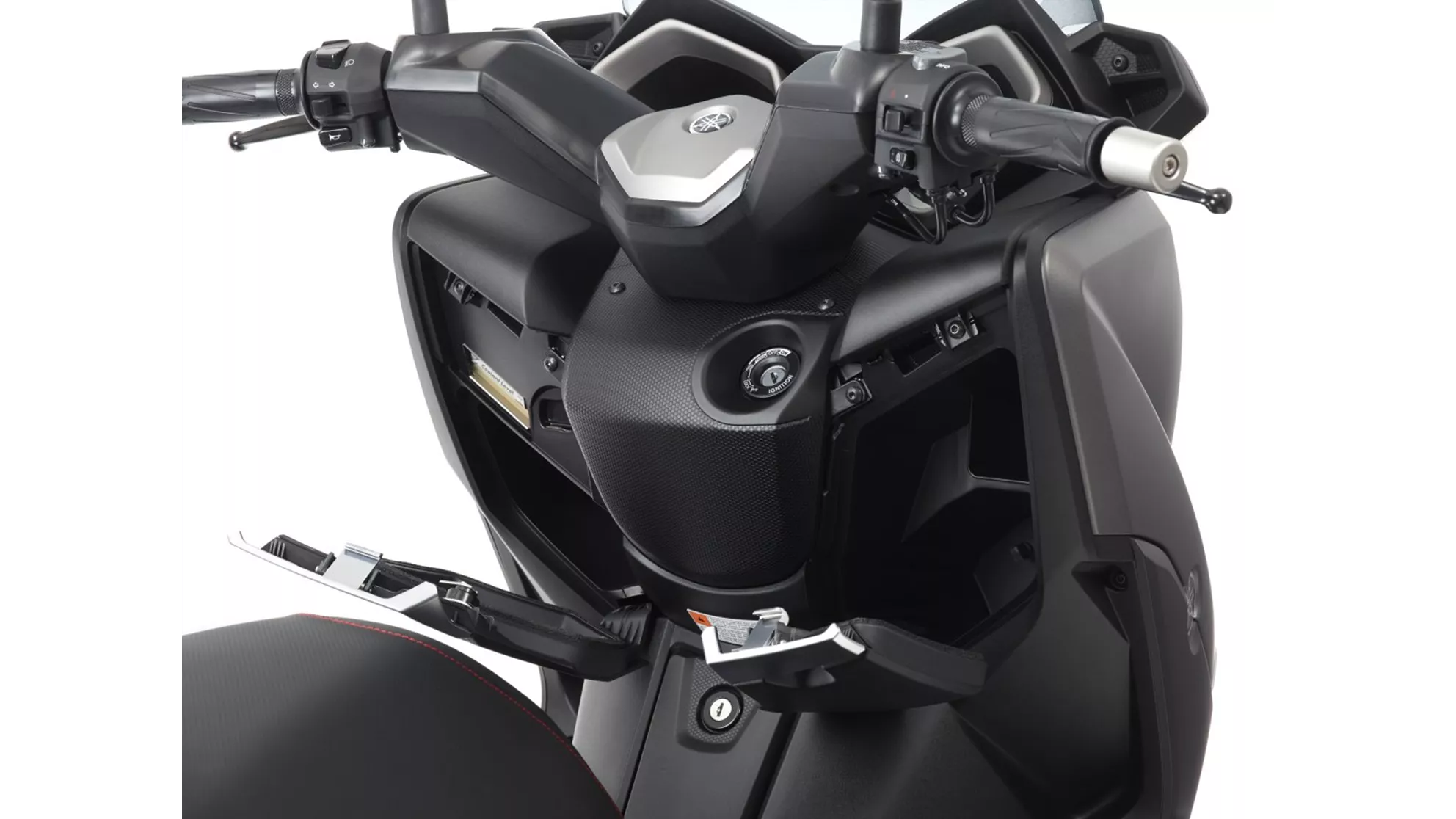 Yamaha X-Max 250 - Image 5 Yamaha X-Max 250 - Image 5