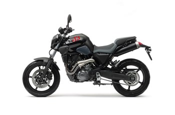 Yamaha MT-03 2014 - Bild 5 Yamaha MT-03 2014 - Bild 5