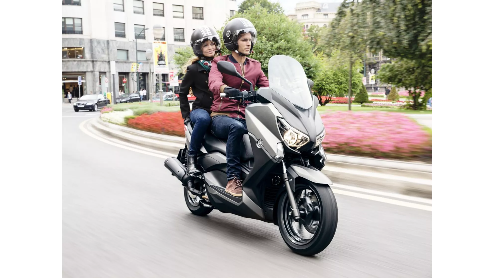 Yamaha XMAX 125 - Image 2 Yamaha XMAX 125 - Image 2