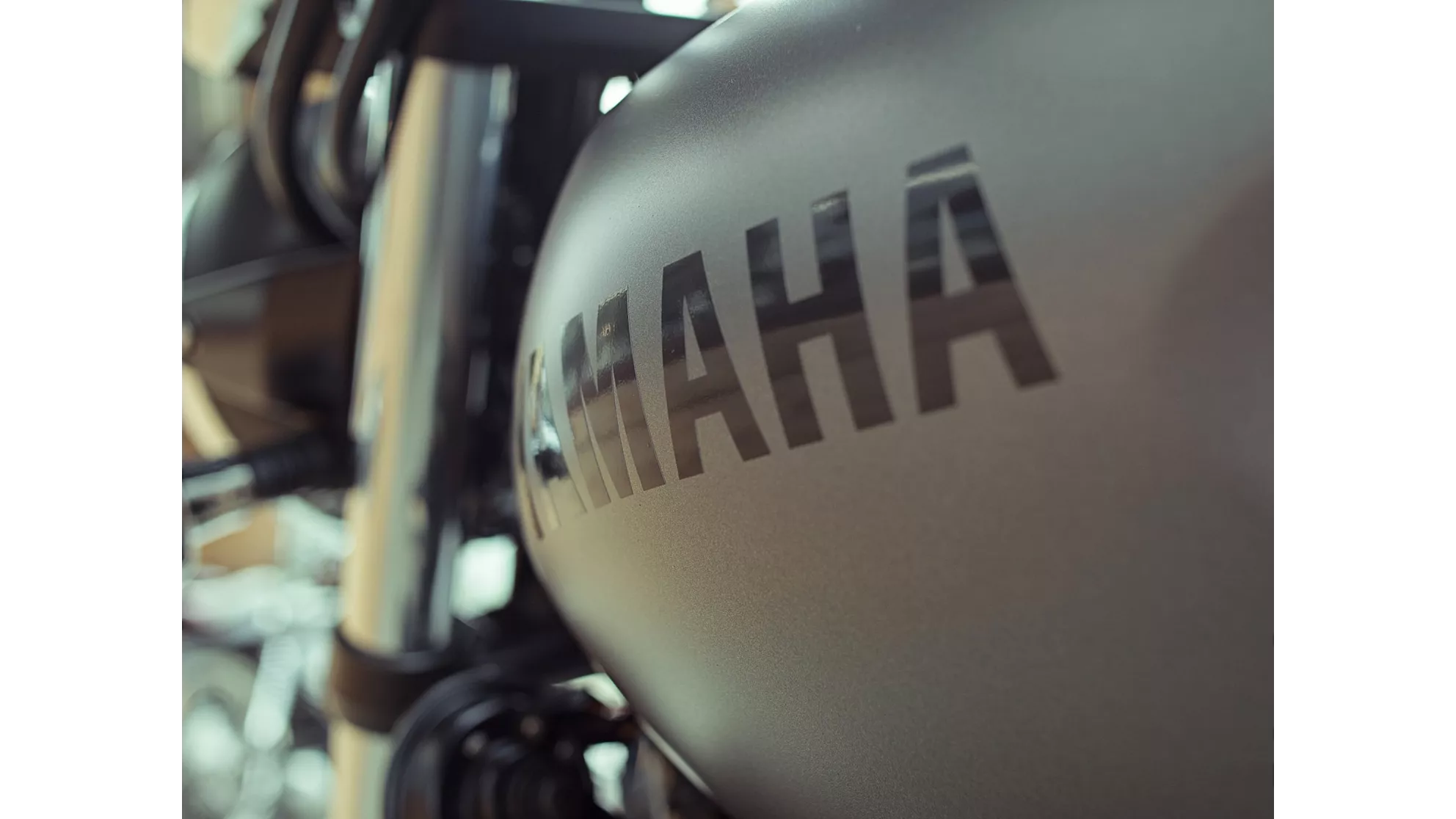 Yamaha XJR 1300 - Image 4 Yamaha XJR 1300 - Image 4