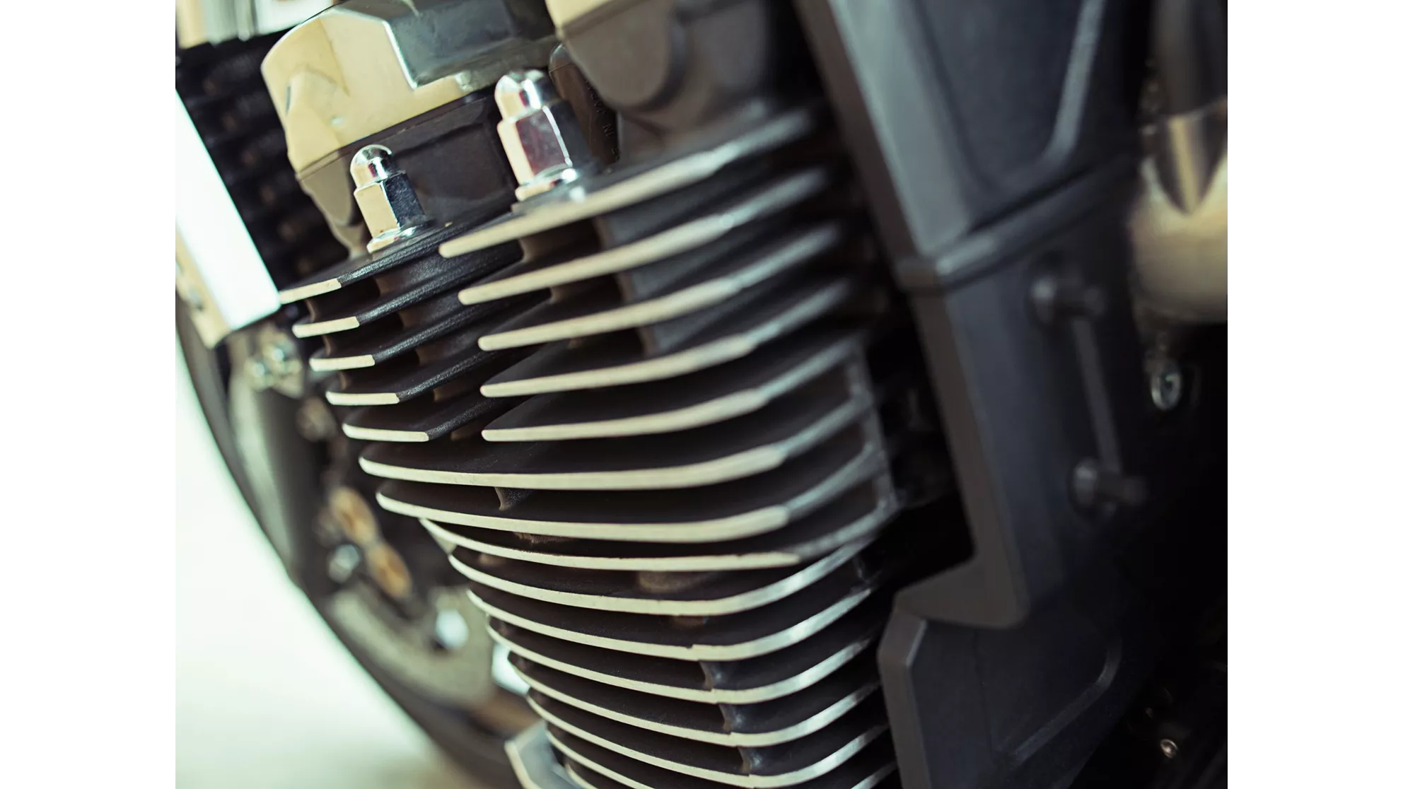 Yamaha XJR 1300 - Image 9 Yamaha XJR 1300 - Image 9