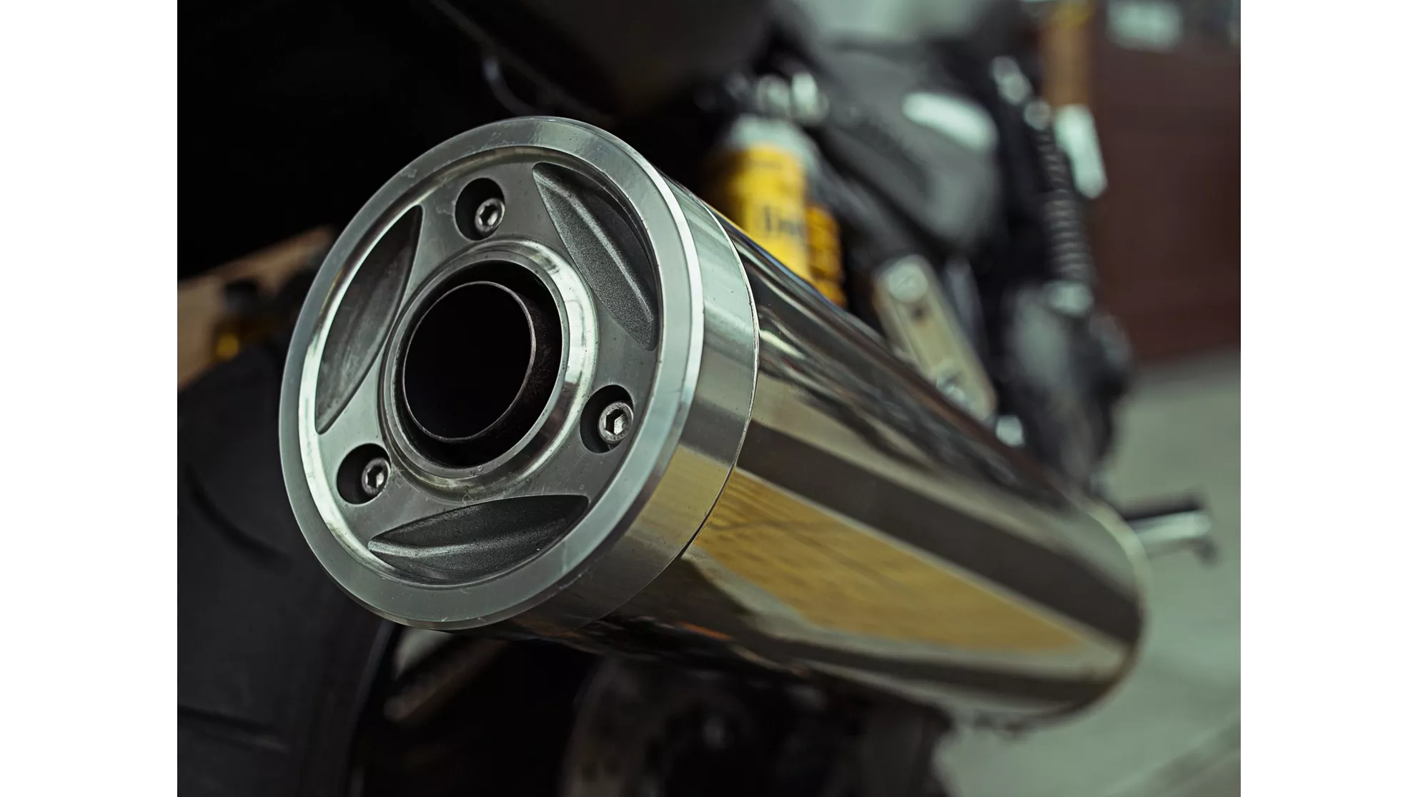 Yamaha XJR 1300 - Image 12 Yamaha XJR 1300 - Image 12