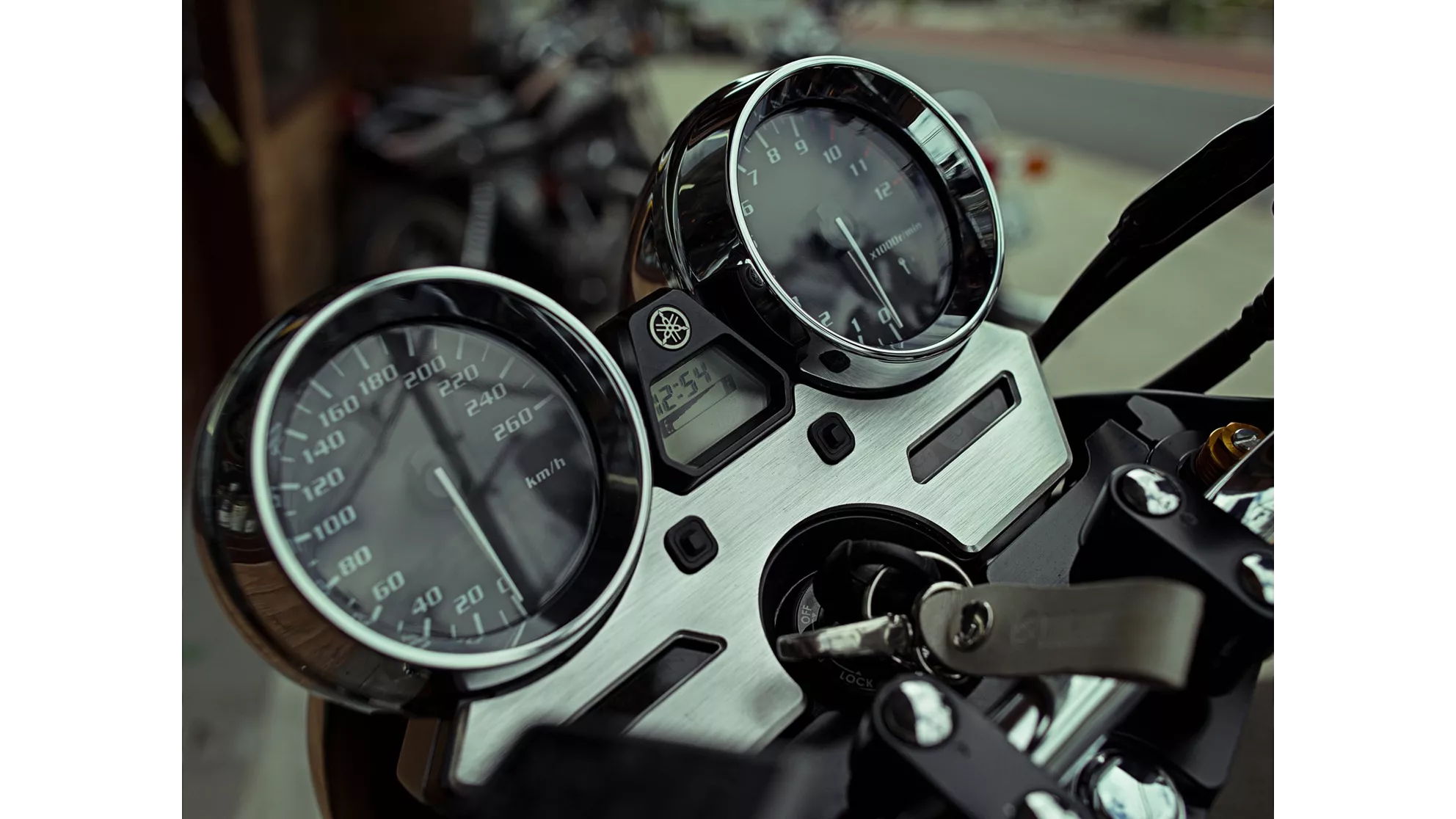 Yamaha XJR 1300 - Image 14 Yamaha XJR 1300 - Image 14