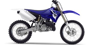 Yamaha YZ 250 LC 2014 vs KTM 350 SX-F 2011