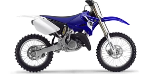Yamaha YZ 125 LC 2014 vs Yamaha YZ 125 LC 2010 Yamaha YZ 125 LC 2014 vs Yamaha YZ 125 LC 2010