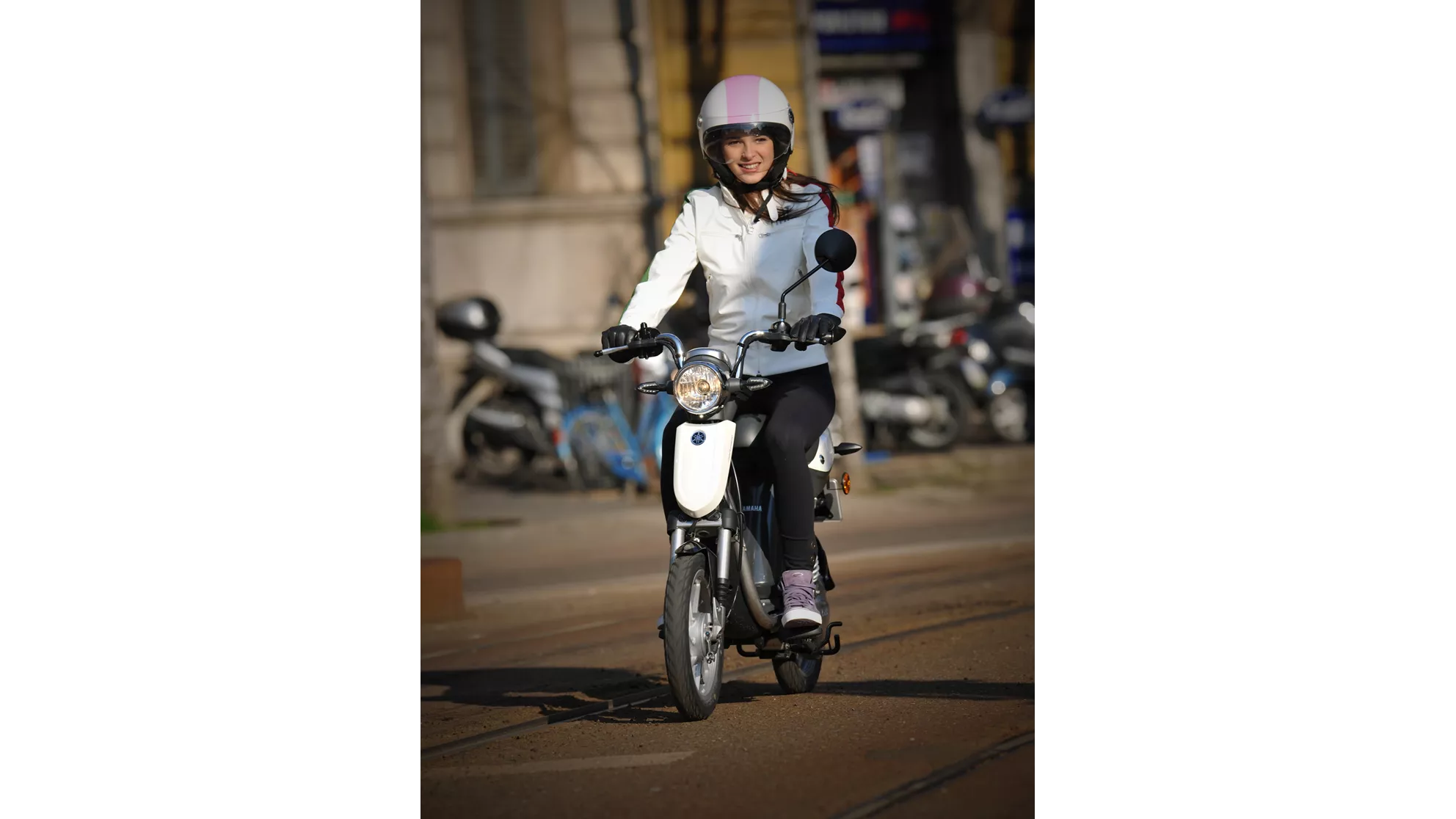 Yamaha EC-03 - Image 6 Yamaha EC-03 - Image 6