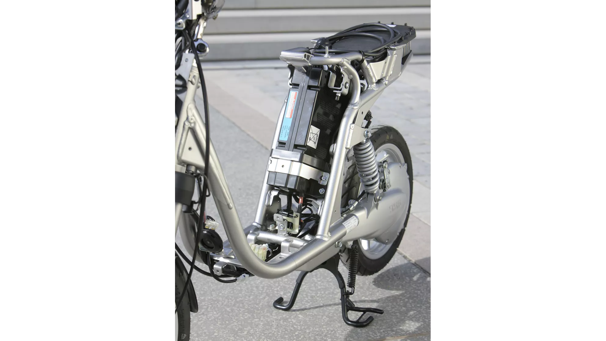 Yamaha EC-03 - Image 7 Yamaha EC-03 - Image 7