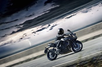 Yamaha FZ-8S Fazer 2014 - Bild 4 Yamaha FZ-8S Fazer 2014 - Bild 4