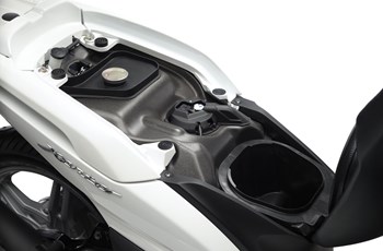 Yamaha Xenter 150 2014 - Bild 12