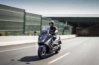 Yamaha T-MAX 530 ABS 2014 - Bild 2 Yamaha T-MAX 530 ABS 2014 - Bild 2